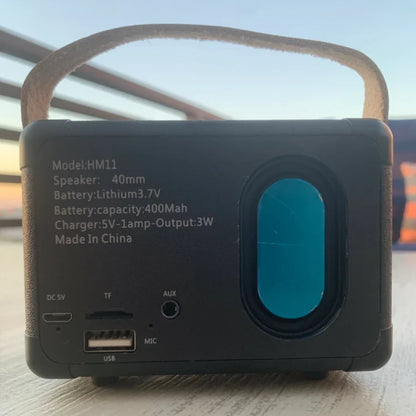 LjudBox™ – Kompakt Retro Högtalare