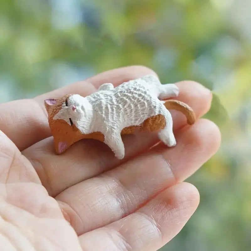 Mini Myskatter – Söta Små Katter till Ditt Skrivbord